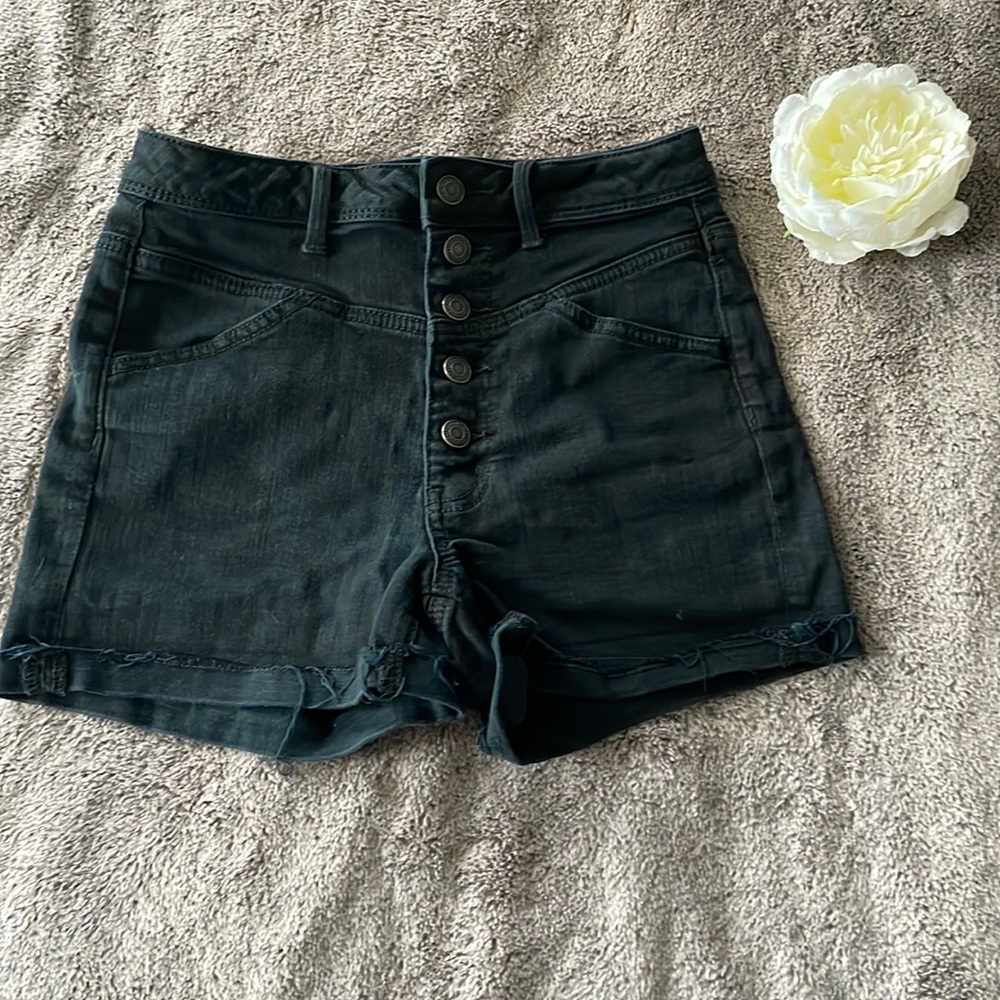 American Eagle 🖤 Button Fly Distressed High Waisted Black Denim Jean Shorts, 6